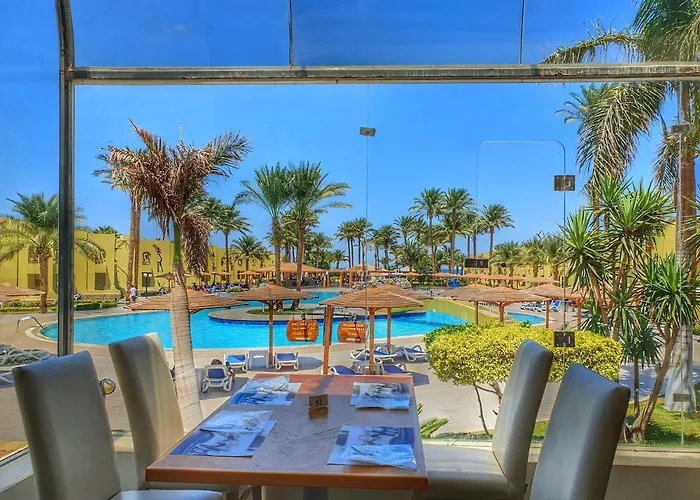 Palm Families And Couples Only Resort Hurgada