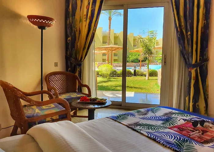 Palm Families And Couples Only Resort Hurgada