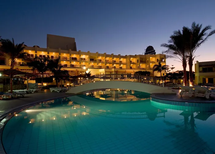 Resort Palm Families And Couples Only