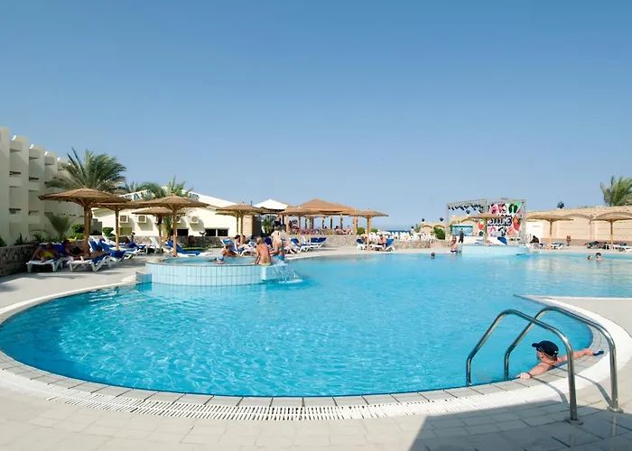 Resort Palm Families And Couples Only 4*