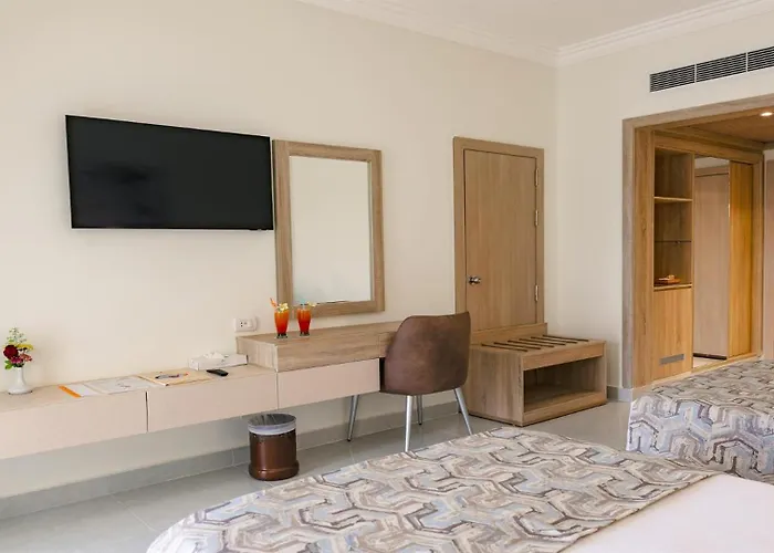 Palm Families And Couples Only Resort 4*