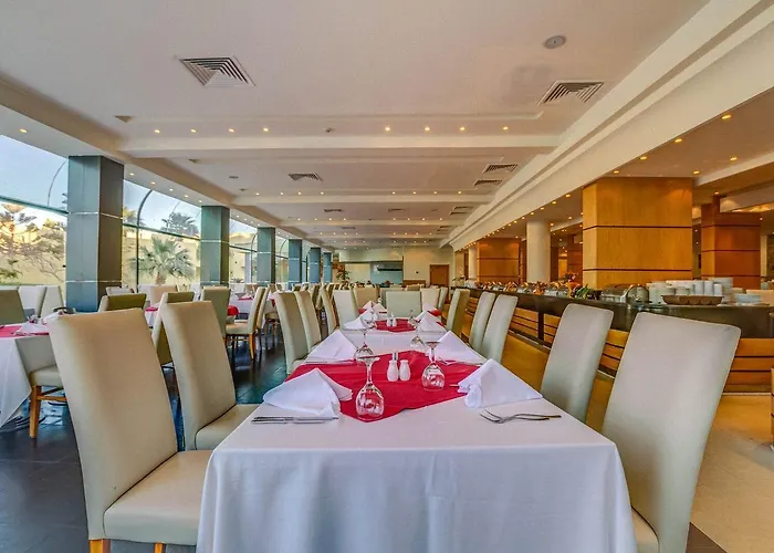 Palm Families And Couples Only Resort Hurgada