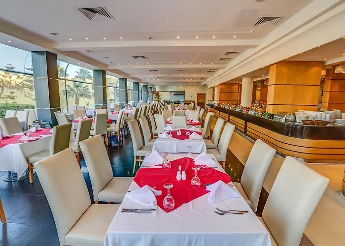 Palm Families And Couples Only 4* Hurgada